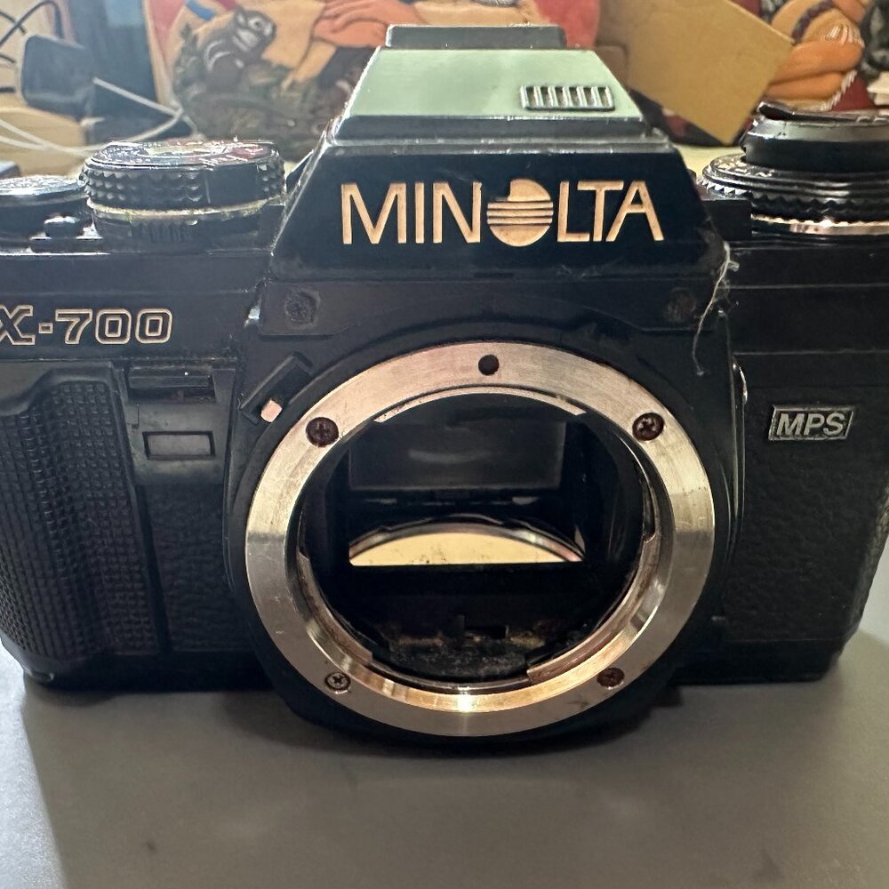 Minolta X-700 MPS 35mm Film SLR Camera For Parts Or Repair Only